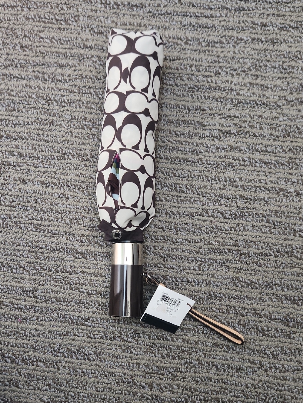 Coach Umbrella - Picture 2 of 16
